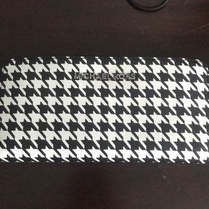 Michael Kors black and white wallet